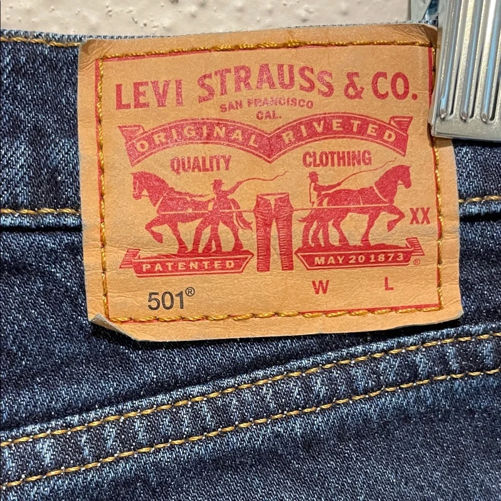 Levi's Dark Blue Straight Jeans - Picture 2 of 7